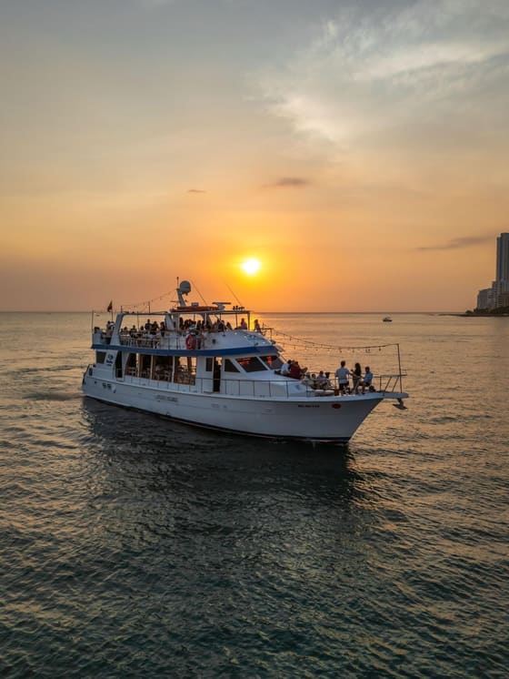 ATARDECER EN BARCO - MASTER SIBARITA